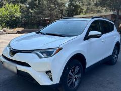 Сүрөт унаа Toyota RAV4