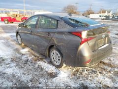 Фото авто Toyota Prius