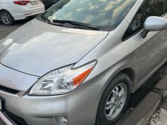 Фото авто Toyota Prius