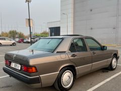 Photo of the vehicle Mercedes-Benz 190 (W201)