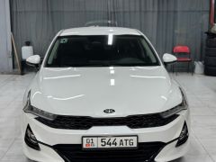 Photo of the vehicle Kia K5