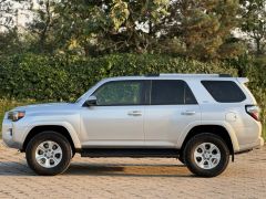 Photo of the vehicle Toyota 4Runner