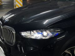 Photo of the vehicle BMW X5