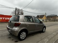 Сүрөт унаа Toyota Yaris