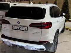 Photo of the vehicle BMW X5