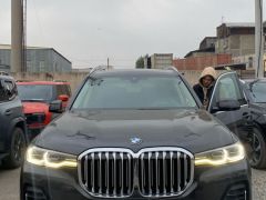 Фото авто BMW X7