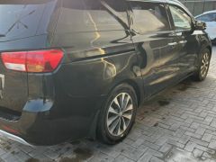 Фото авто Kia Carnival