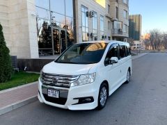 Фото авто Honda Stepwgn