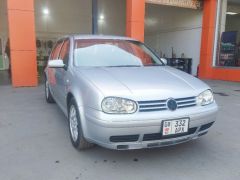 Photo of the vehicle Volkswagen Golf