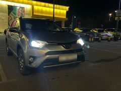 Сүрөт унаа Toyota RAV4