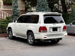 Photo of the vehicle Lexus LX