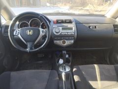 Photo of the vehicle Honda Jazz