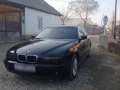 Photo of the vehicle BMW 5 Series