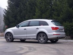 Photo of the vehicle Audi Q7