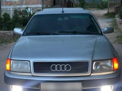 Photo of the vehicle Audi 100