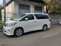 Фото авто Toyota Alphard