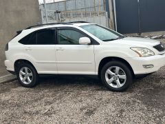 Photo of the vehicle Lexus RX