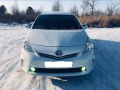 Фото авто Toyota Prius v (+)