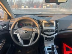 Фото авто BYD E5