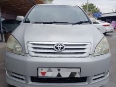 Фото авто Toyota Ipsum