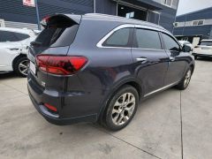 Сүрөт унаа Kia Sorento