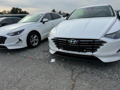 Photo of the vehicle Hyundai Sonata