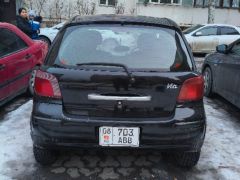 Сүрөт унаа Toyota Vitz