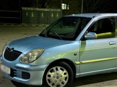 Фото авто Daihatsu Sirion