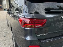 Photo of the vehicle Kia Sorento