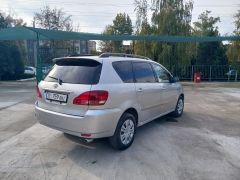 Сүрөт унаа Toyota Avensis Verso