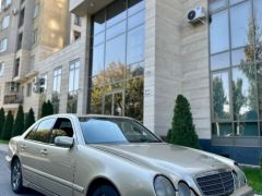 Photo of the vehicle Mercedes-Benz E-Класс