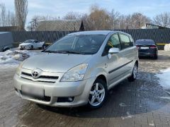 Сүрөт унаа Toyota Corolla Verso