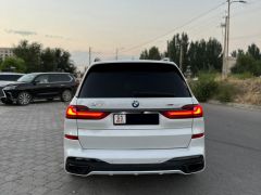 Фото авто BMW X7