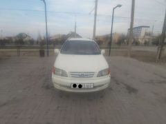 Фото авто Toyota Ipsum