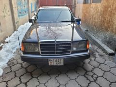 Сүрөт унаа Mercedes-Benz W124