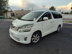 Фото авто Toyota Alphard