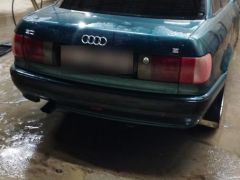 Photo of the vehicle Audi 80