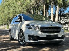 Сүрөт унаа Kia Carnival