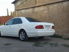 Photo of the vehicle Mercedes-Benz E-Класс