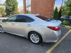 Photo of the vehicle Lexus ES