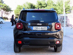 Сүрөт унаа Jeep Renegade