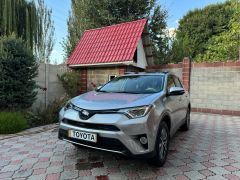 Сүрөт унаа Toyota RAV4