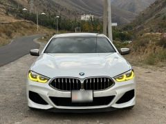 Сүрөт унаа BMW 8 серия