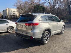 Сүрөт унаа Toyota Highlander