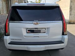 Сүрөт унаа Cadillac Escalade