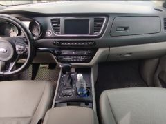 Фото авто Kia Carnival