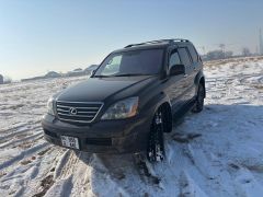 Photo of the vehicle Lexus GX