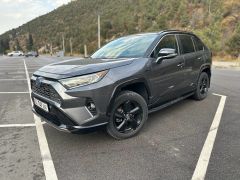 Сүрөт унаа Toyota RAV4