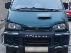 Сүрөт унаа Mitsubishi Delica