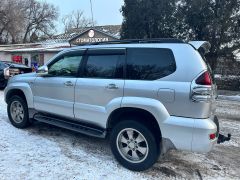 Сүрөт унаа Toyota Land Cruiser Prado